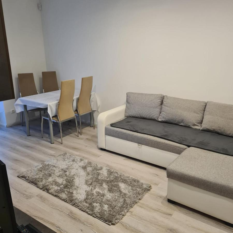 Verebes Apartman Győr Eksteriør billede