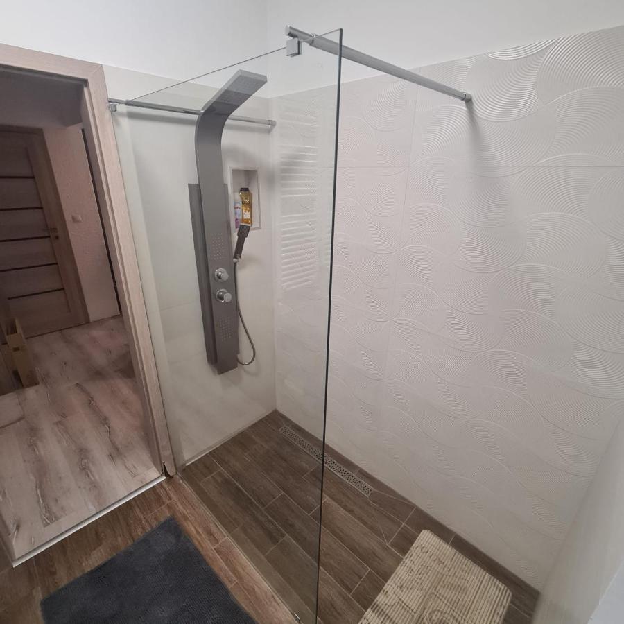 Verebes Apartman Győr Eksteriør billede